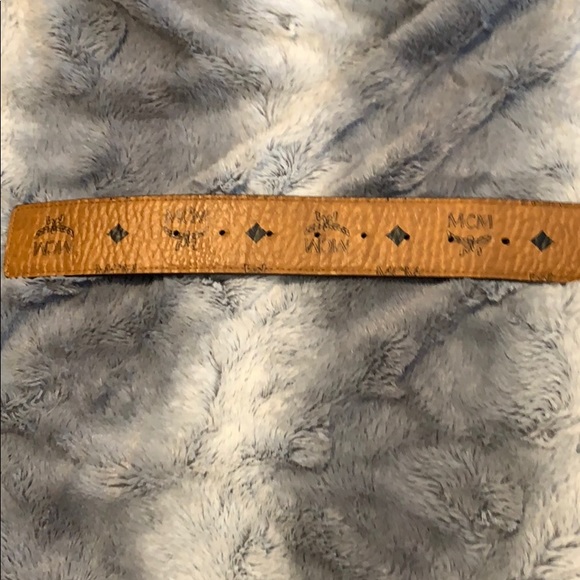 MCM tan belt - Picture 4 of 4